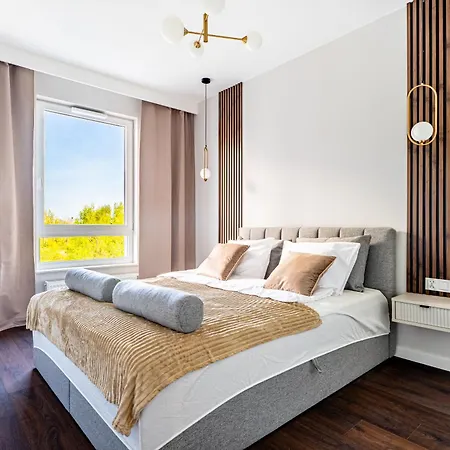 Starowiejska 65e Free Garage By Perfect 35 Apartment