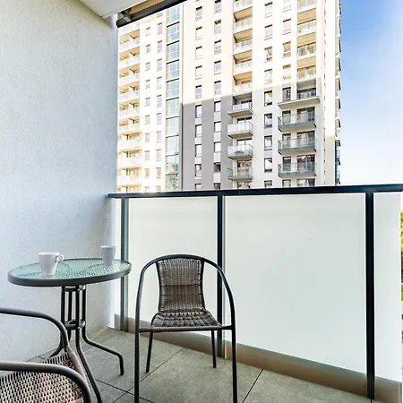 Starowiejska 65e Free Garage By Perfect 35