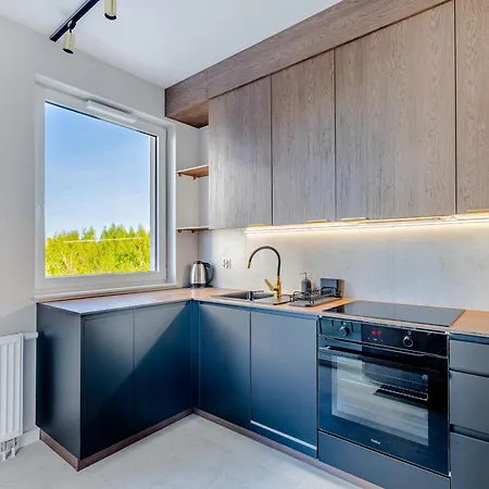 Starowiejska 65e Free Garage By Perfect 35